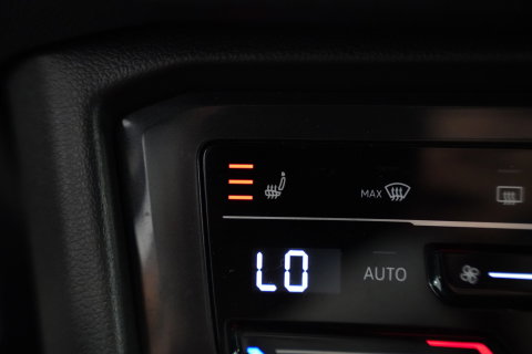Volkswagen Tiguan 1.4 TSI eHybrid R-Line Business ACC Pano Elec. achterklep Privacy Glass 24 Maanden garantie* (Vraag naar de voorwaarden)