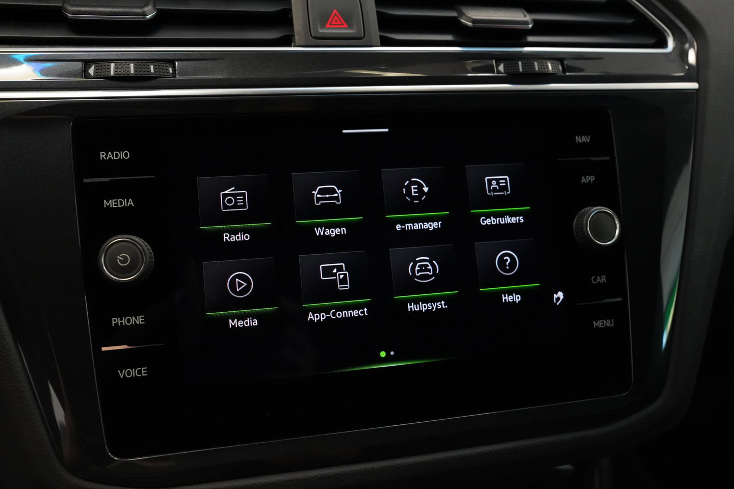 Volkswagen Tiguan 1.4 TSI eHybrid R-Line Business ACC Pano Elec. achterklep Privacy Glass 24 Maanden garantie* (Vraag naar de voorwaarden)