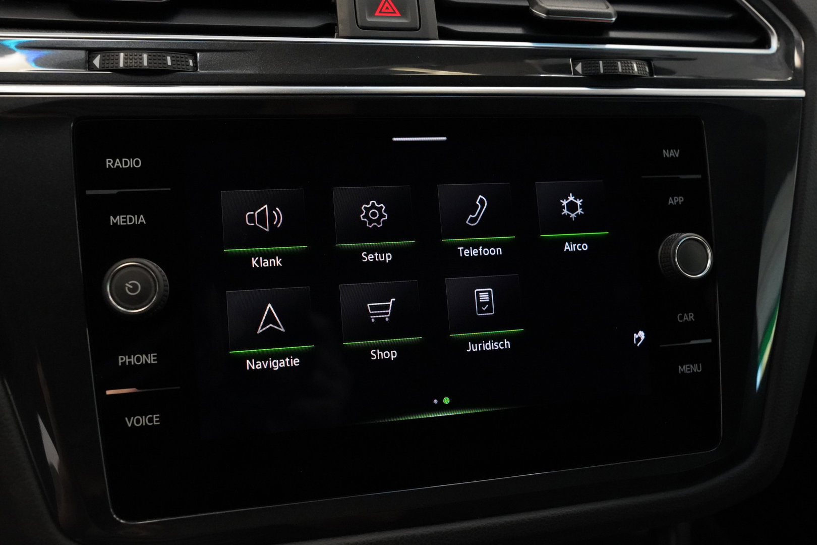 Volkswagen Tiguan 1.4 TSI eHybrid R-Line Business ACC Pano Elec. achterklep Privacy Glass 24 Maanden garantie* (Vraag naar de voorwaarden)