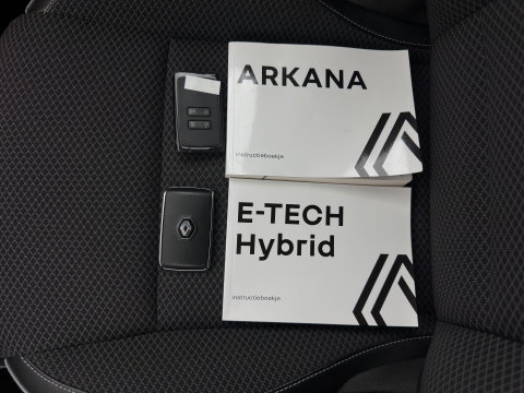 Renault Arkana 1.6 E-Tech Hybrid 145 Intens (INCL-BTW) *AUT | LEATHER-MICROFIBRE | FULL-LED | DIGI-COCKPIT | LANE-ASSIST | BLIND-SPOT | NAVI-FULLMAP | AMBIENT-LIGHT | CAMERA | KEYLESS | DAB+ | COMFORT-SEATS | PRVACY-GLASS | 18''ALU*