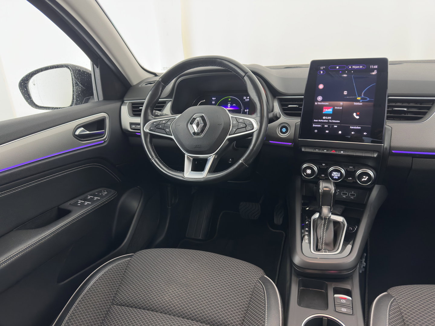 Renault Arkana 1.6 E-Tech Hybrid 145 Intens (INCL-BTW) *AUT | LEATHER-MICROFIBRE | FULL-LED | DIGI-COCKPIT | LANE-ASSIST | BLIND-SPOT | NAVI-FULLMAP | AMBIENT-LIGHT | CAMERA | KEYLESS | DAB+ | COMFORT-SEATS | PRVACY-GLASS | 18''ALU*
