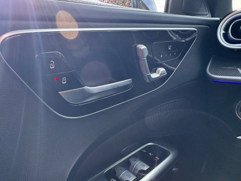 Mercedes-Benz C-Klasse 300 e AMG Line Panorama Camera Burmester