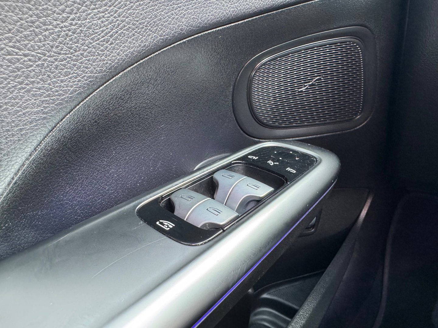 Mercedes-Benz C-Klasse 300 e AMG Line Panorama Camera Burmester