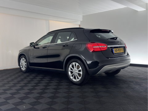 Mercedes-Benz GLA 180 d Lease Edition (INCL.BTW) *LEATHER-FABRIC | XENON | NAVI-FULLMAP | COMFORT-SEATS | AIRCO | PDC | CRUISE | 17''ALU*