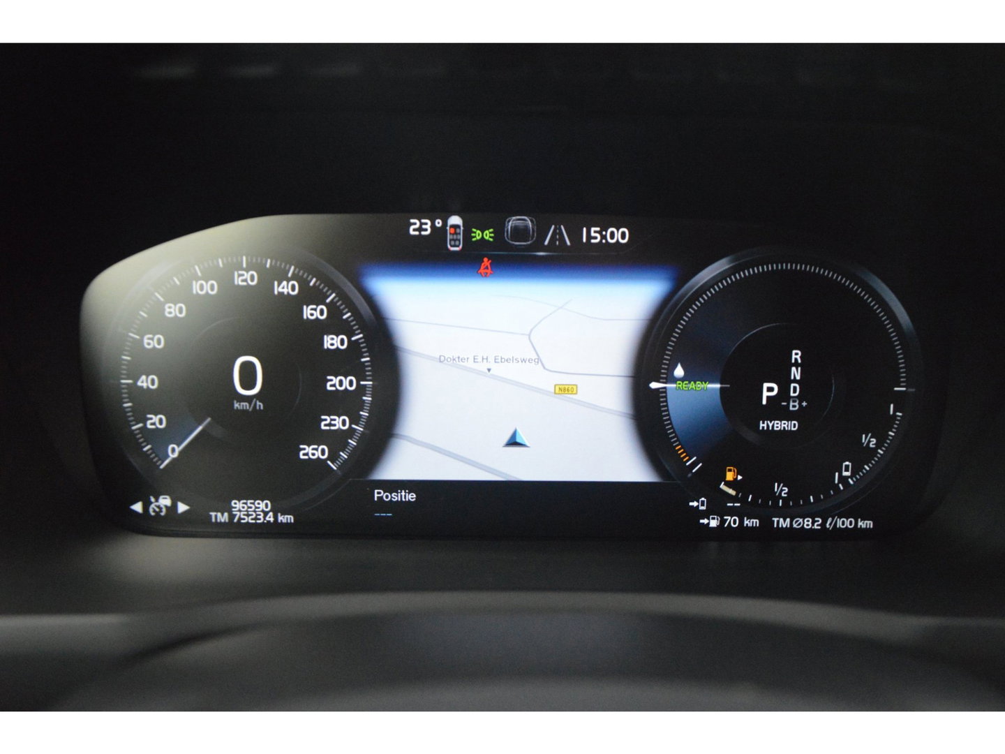Volvo XC90 T8 Recharge AWD Plus Dark | Luchtvering | Panoramadak | Harman/Kardon | Trekhaak | Stoel + Stuur Verwarmd | Camera |