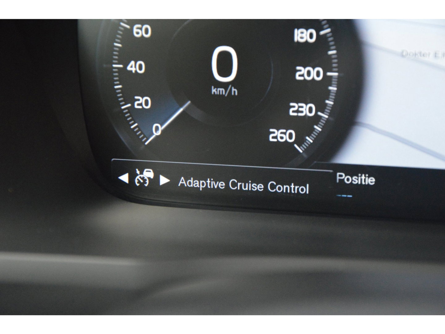 Volvo XC90 T8 Recharge AWD Plus Dark | Luchtvering | Panoramadak | Harman/Kardon | Trekhaak | Stoel + Stuur Verwarmd | Camera |