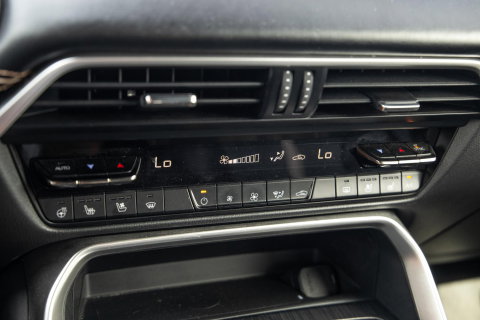 Mazda CX-60 2.5 e-SkyActiv PHEV Homura Plus 360 CAMERA / PANORAMA DAK / TREKHAAK / CARPLAY / DEALER AUTO / STOELKOELING