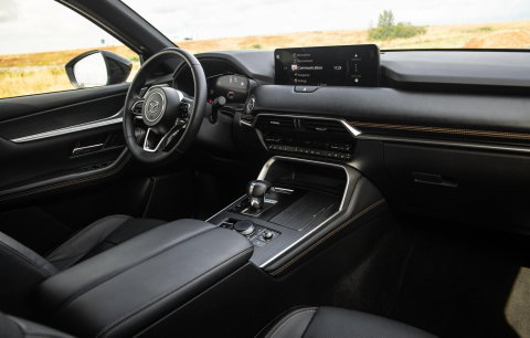 Mazda CX-60 2.5 e-SkyActiv PHEV Homura Plus 360 CAMERA / PANORAMA DAK / TREKHAAK / CARPLAY / DEALER AUTO / STOELKOELING