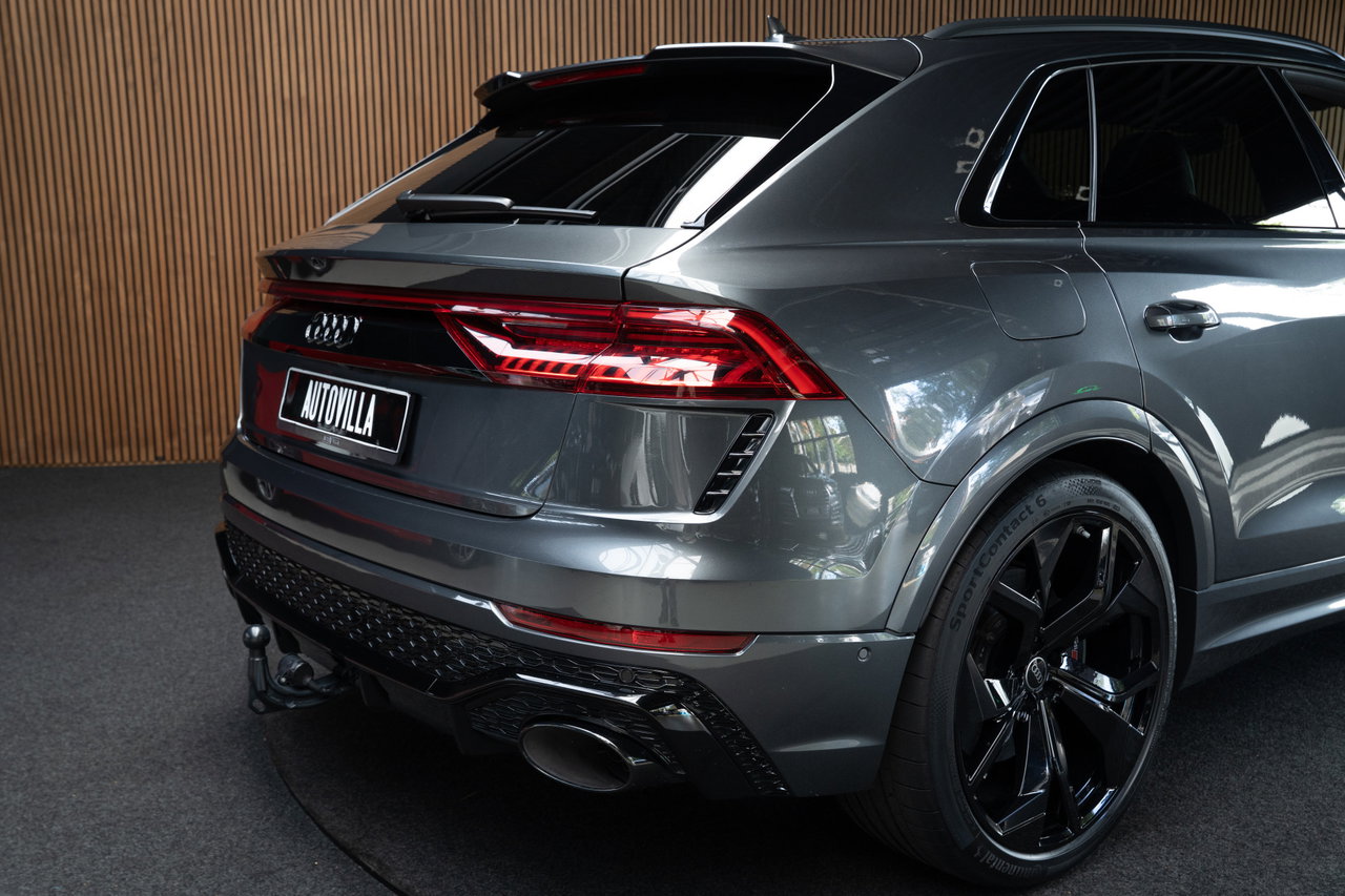 Audi RSQ8