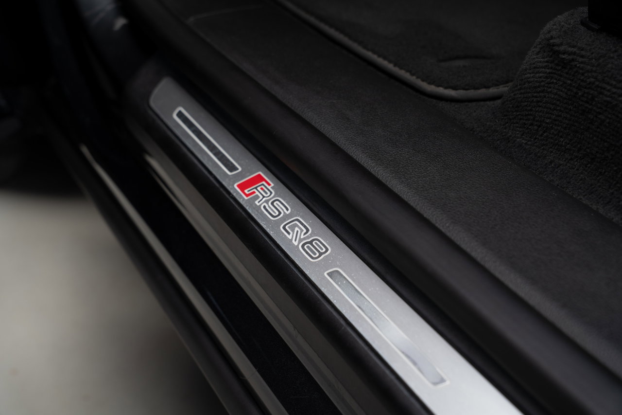 Audi RSQ8