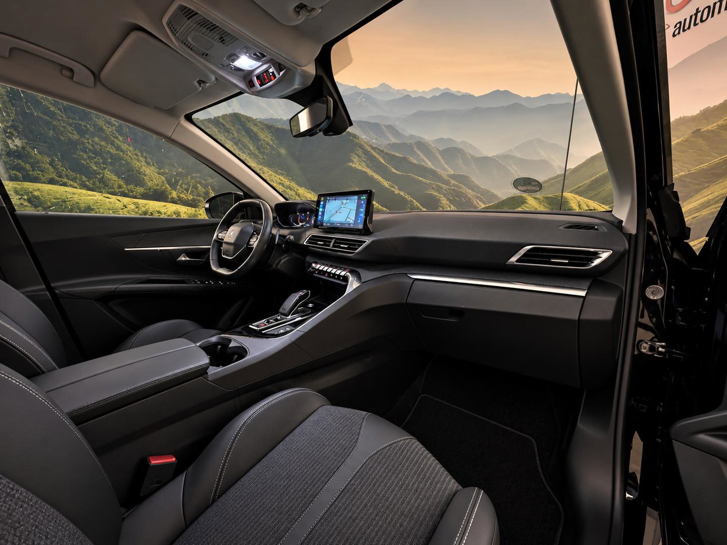 Peugeot 3008 1.6 HYbrid 225 Allure