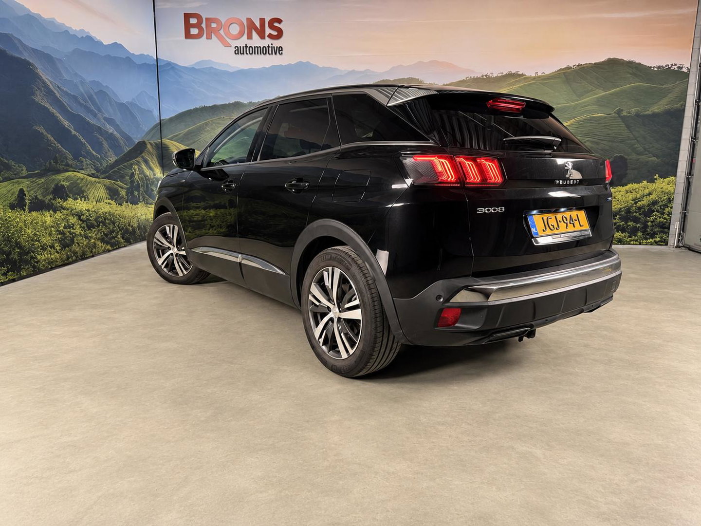 Peugeot 3008 1.6 HYbrid 225 Allure