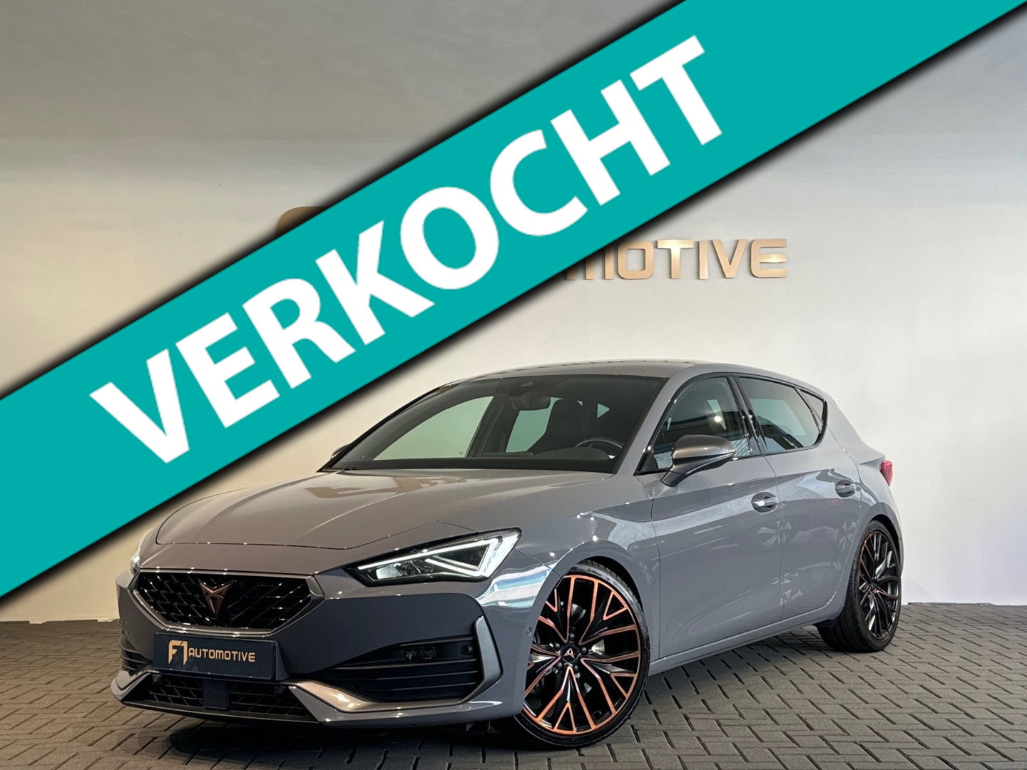CUPRA Leon 2.0 TSI VZ 300PK Copper Keyless|Sfeer|Beats|Camera