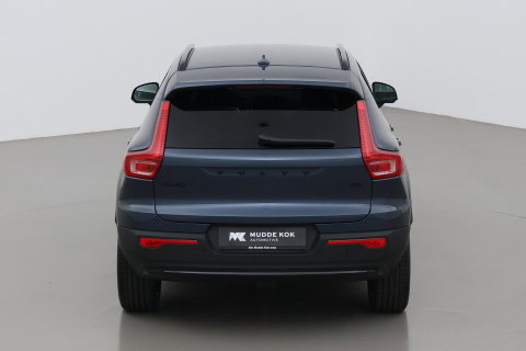 Volvo XC40 2.0 B3 Plus Black Edition | Harman/Kardon | BLIS | 360° Camera | Pilot Assist | Stoel+Stuurverwarming | Memory | ACC | 20 Inch