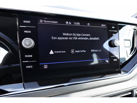 Volkswagen Taigo 1.5 TSI R-Line KEYLESS IQ.LIGHT PANO VOL