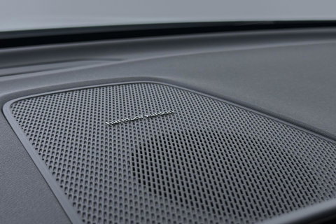 Volvo XC60 T8 Plus Black Edition | Harman/Kardon | Panoramadak | 360° Camera | Head-Up | BLIS | Stuurverwarming | 21 Inch | ACC