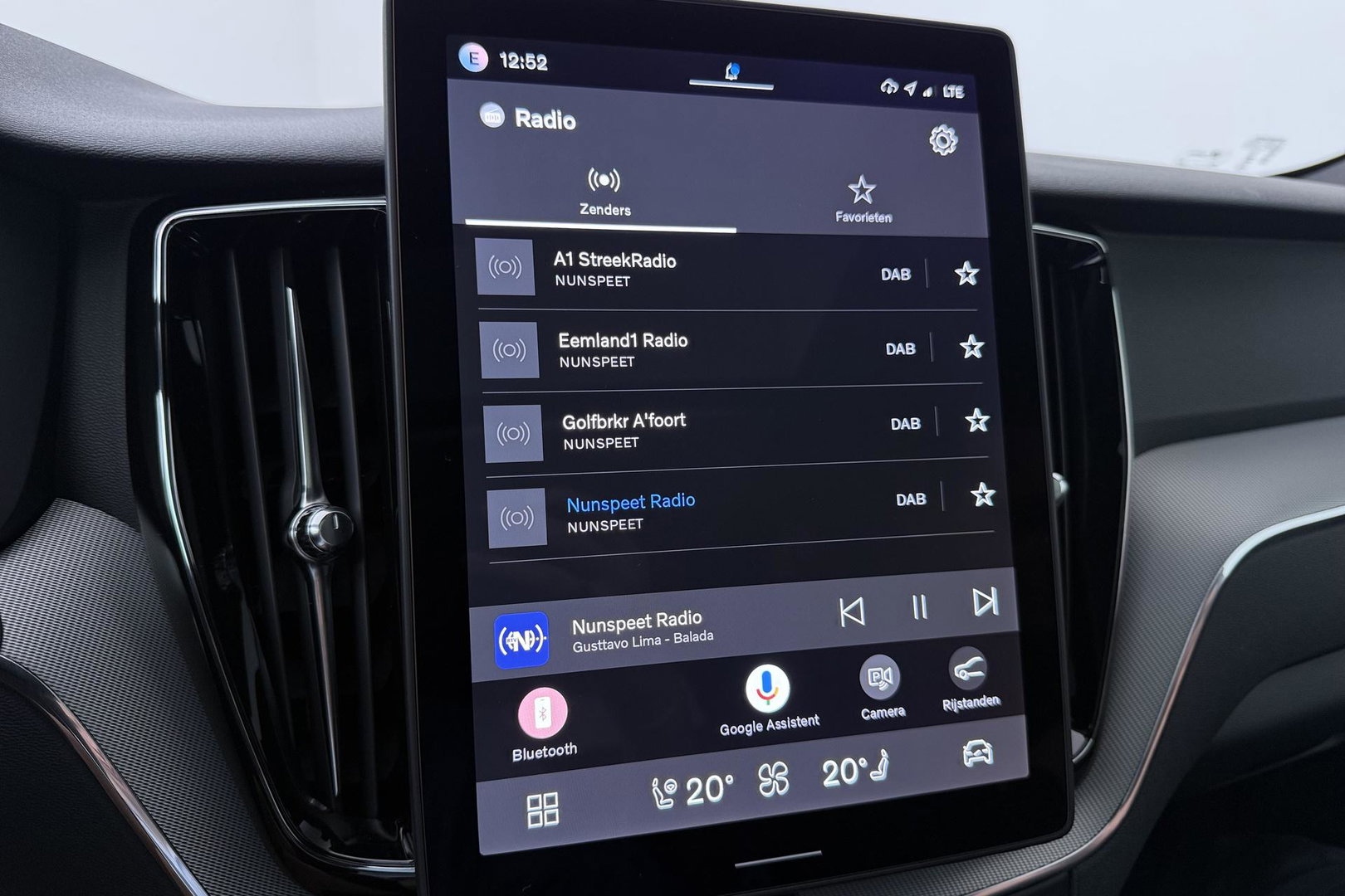 Volvo XC60 T8 Plus Black Edition | Harman/Kardon | Panoramadak | 360° Camera | Head-Up | BLIS | Stuurverwarming | 21 Inch | ACC