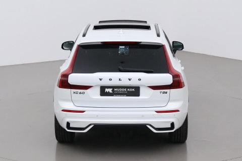 Volvo XC60 T8 Plus Black Edition | Harman/Kardon | Panoramadak | 360° Camera | Head-Up | BLIS | Stuurverwarming | 21 Inch | ACC