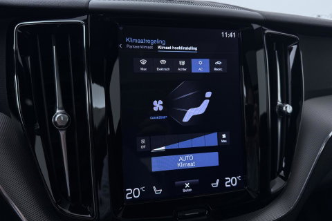 Volvo XC60 2.0 B4 R-Design | Harman/Kardon | Panoramadak | Trekhaak | Camera | Stoelverwarming | Verwarmde voorruit