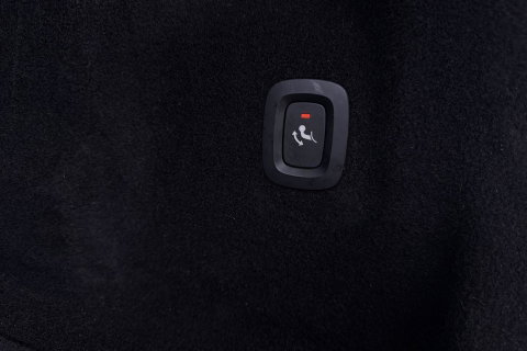 Volvo XC60 2.0 B4 R-Design | Harman/Kardon | Panoramadak | Trekhaak | Camera | Stoelverwarming | Verwarmde voorruit