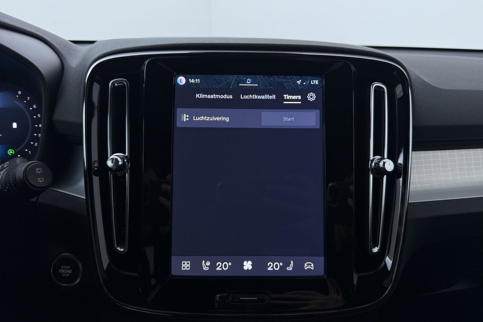 Volvo XC40 2.0 B3 Plus Black Edition | Pilot Assist | Harman/Kardon | BLIS | Stoel- stuurverwarming | 20 inch