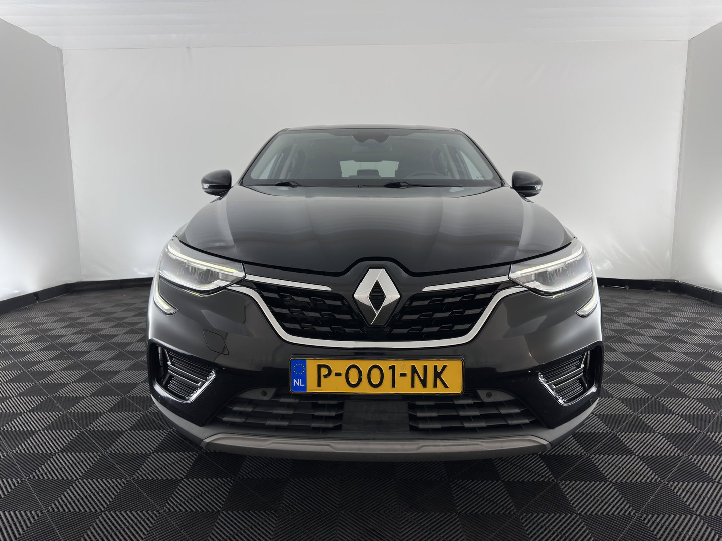 Renault Arkana 1.6 E-Tech Hybrid 145 Intens (INCL-BTW) *AUT | LEATHER-MICROFIBRE | FULL-LED | DIGI-COCKPIT | LANE-ASSIST | BLIND-SPOT | NAVI-FULLMAP | AMBIENT-LIGHT | CAMERA | KEYLESS | DAB+ | COMFORT-SEATS | PRVACY-GLASS | 18''ALU*