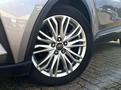 Toyota C-HR 2.0 Hybrid Executive | TREKHAAK | ADAPTIVE CRUISE | DAKDRAGERS |