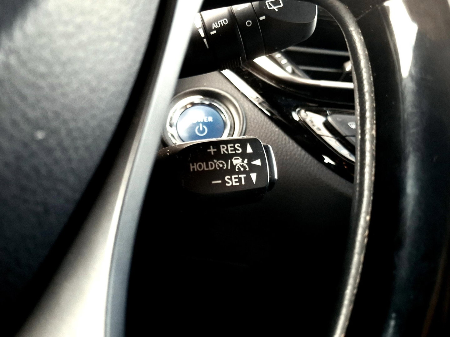 Toyota C-HR 2.0 Hybrid Executive | TREKHAAK | ADAPTIVE CRUISE | DAKDRAGERS |