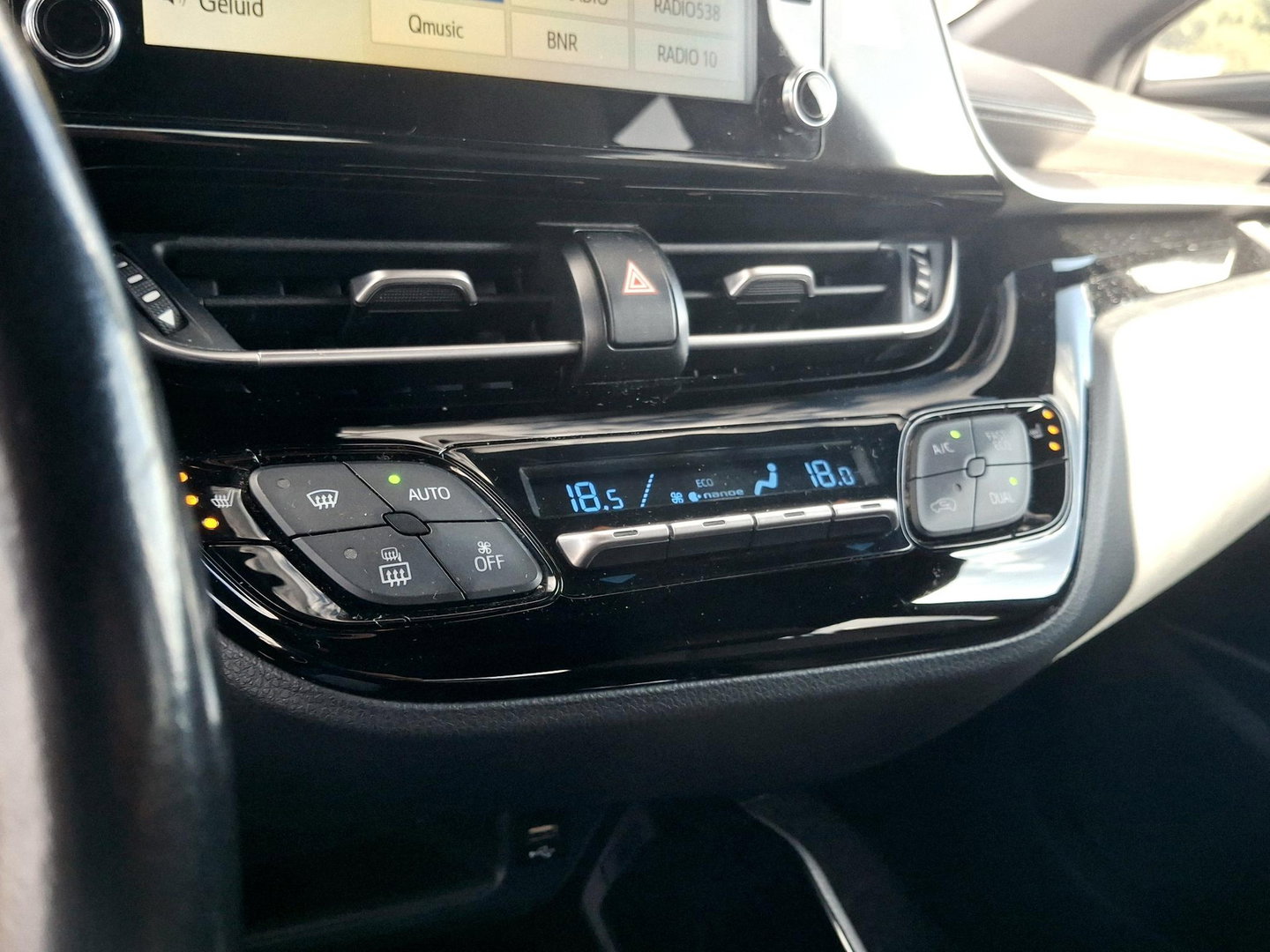 Toyota C-HR 2.0 Hybrid Executive | TREKHAAK | ADAPTIVE CRUISE | DAKDRAGERS |