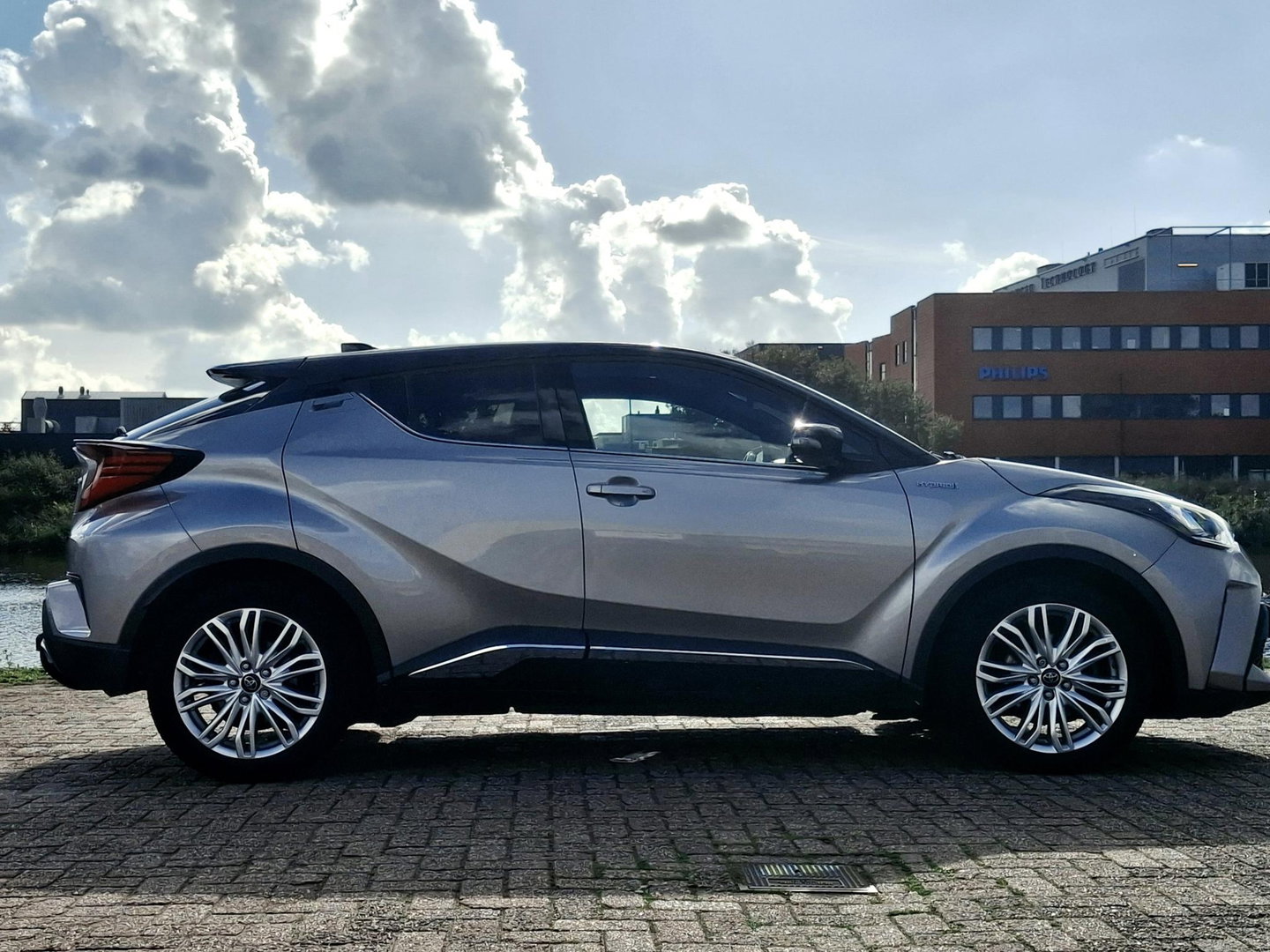 Toyota C-HR 2.0 Hybrid Executive | TREKHAAK | ADAPTIVE CRUISE | DAKDRAGERS |