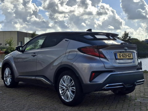 Toyota C-HR 2.0 Hybrid Executive | TREKHAAK | ADAPTIVE CRUISE | DAKDRAGERS |