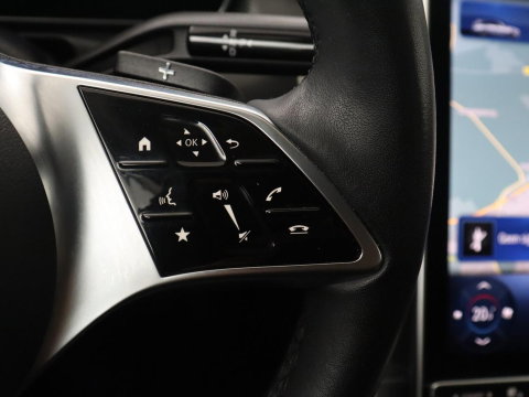 Mercedes-Benz C-Klasse 300 E Estate Avantgarde | SOH 97.6% | 360 camera | Adaptive cruise | Memory | Stoelverwarming | Sfeerverlichting | Carplay | Full LED |