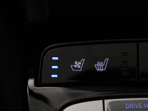 Hyundai Tucson 1.6 T-GDI HEV Premium | Leder | Stoelkoeling | Trekhaak | 360 camera | Adaptive cruise | Carplay | Krell Sound | Memory | Stuur/stoelverwarming |