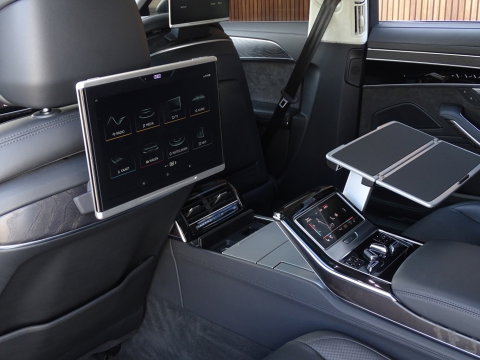Audi A8 60 TFSie Lang 449PK S-line / B&O / TV's / Alcanatara / Softclose / Massage