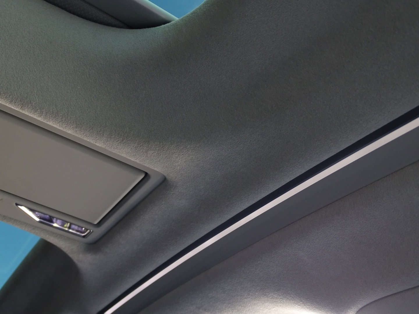 Audi A8 60 TFSie Lang 449PK S-line / B&O / TV's / Alcanatara / Softclose / Massage