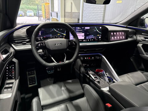Audi Q5 S edition Competition Quattro | B&O | Trekhaak | Passenger Display  | Luchtvering | Panoramadak | 360° Camera | 21 Inch | ACC
