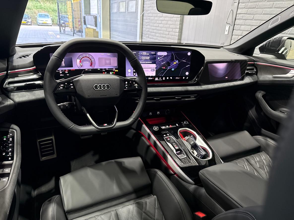 Audi A6 S edition Competition Quattro | Sportstoelen Plus | Passenger Display | B&O | Massage+Ventilatie | 21 Inch