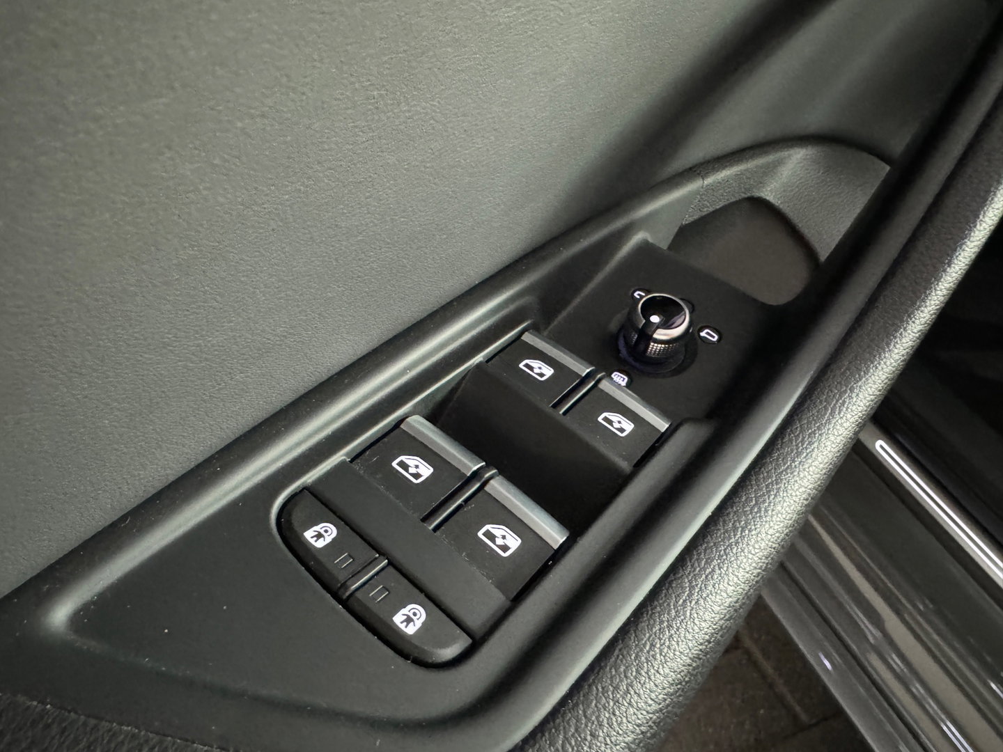 Audi A4 AVANT 35 TFSI S Competition Sfeer|Camera|Keyless|Lane Assist|Cruise