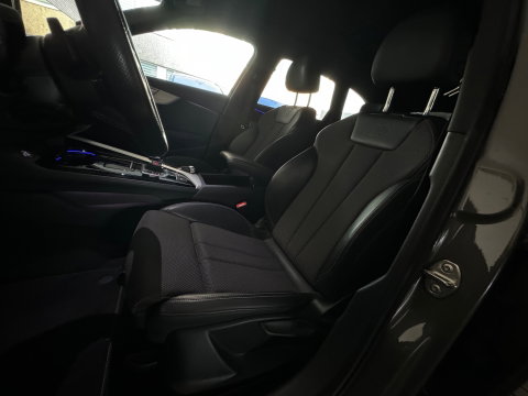 Audi A4 AVANT 35 TFSI S Competition Sfeer|Camera|Keyless|Lane Assist|Cruise