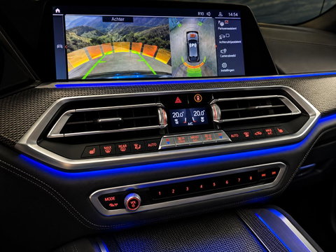 BMW X6 xDrive40i High Executive Sky Lounge l M-pakket l Scherm achterin