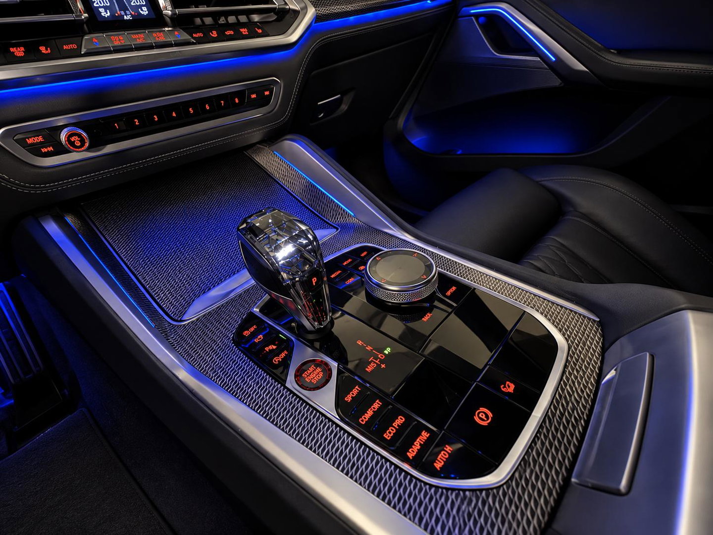BMW X6 xDrive40i High Executive Sky Lounge l M-pakket l Scherm achterin