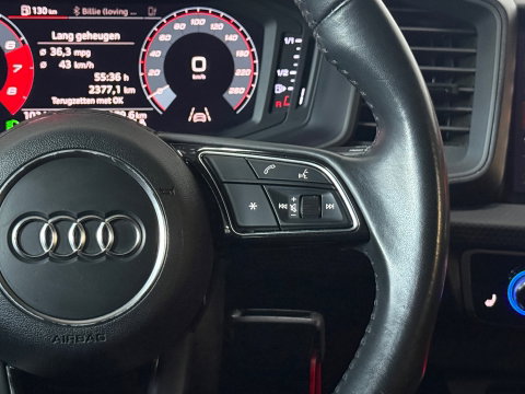 Audi A1 SPORTBACK 30 TFSI*Stoelverwarming*Parkeersensoren*