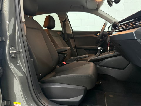 Audi A1 SPORTBACK 30 TFSI*Stoelverwarming*Parkeersensoren*
