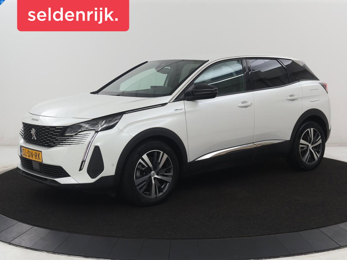 Peugeot 3008 1.6 HYbrid 225 Allure Pack Business | SOH 98.4% | Half Leder | Dodehoek detectie | Sfeerverlichting | Virtual Dashboard | Carplay | Climate control | Cruise control |