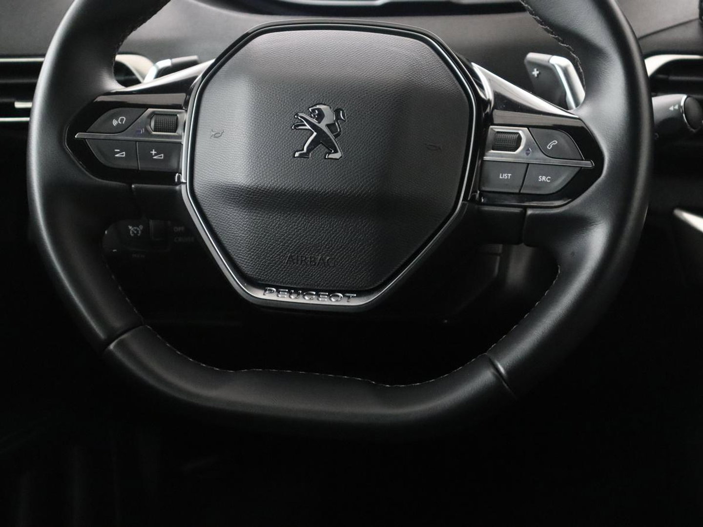 Peugeot 3008 1.6 HYbrid 225 Allure Pack Business | SOH 98.4% | Half Leder | Dodehoek detectie | Sfeerverlichting | Virtual Dashboard | Carplay | Climate control | Cruise control |