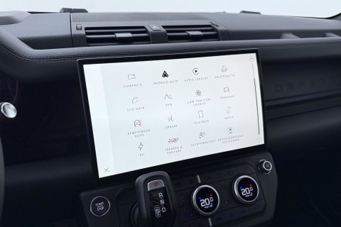 Land Rover Defender 2.0 P300e 110 X-Dynamic HSE | 6-Persoons | Meridian Surround | ClearSight | Panoramadak | Trekhaak | Stoelventilatie