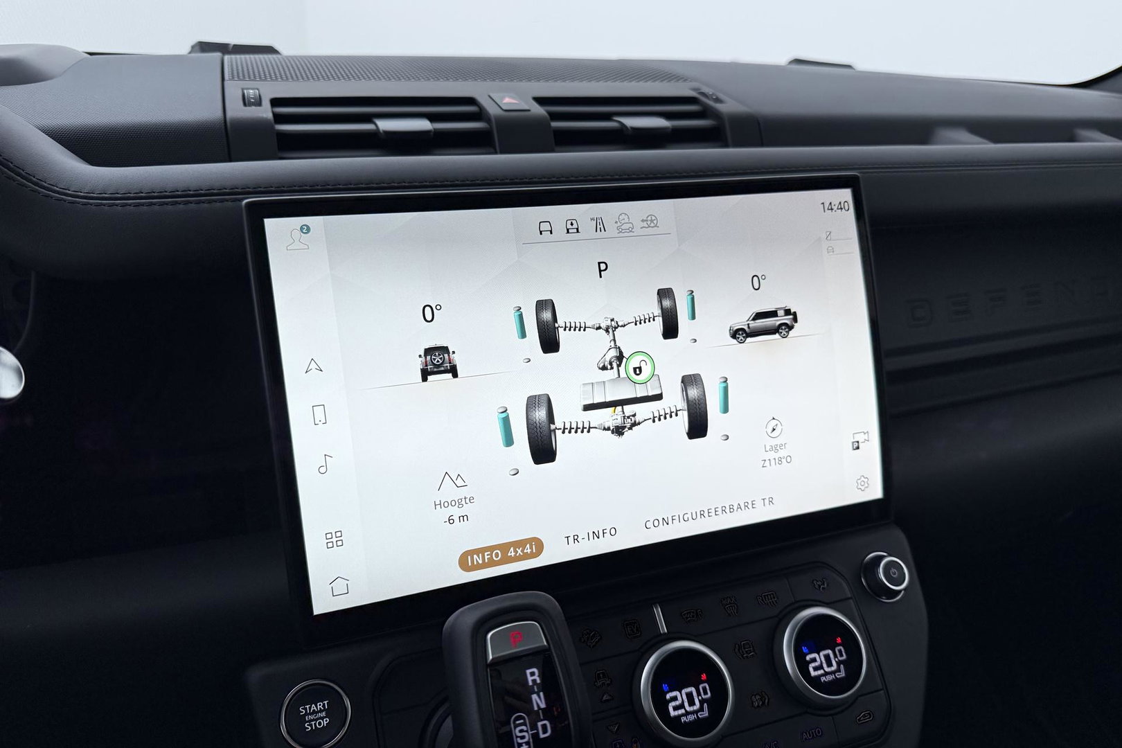 Land Rover Defender 2.0 P300e 110 X-Dynamic HSE | 6-Persoons | Meridian Surround | ClearSight | Panoramadak | Trekhaak | Stoelventilatie