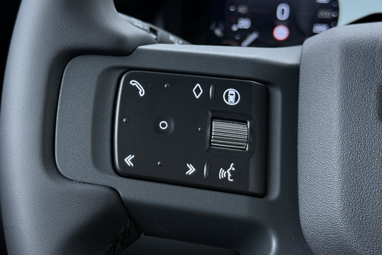Land Rover Defender 2.0 P300e 110 X-Dynamic HSE | 6-Persoons | Meridian Surround | ClearSight | Panoramadak | Trekhaak | Stoelventilatie