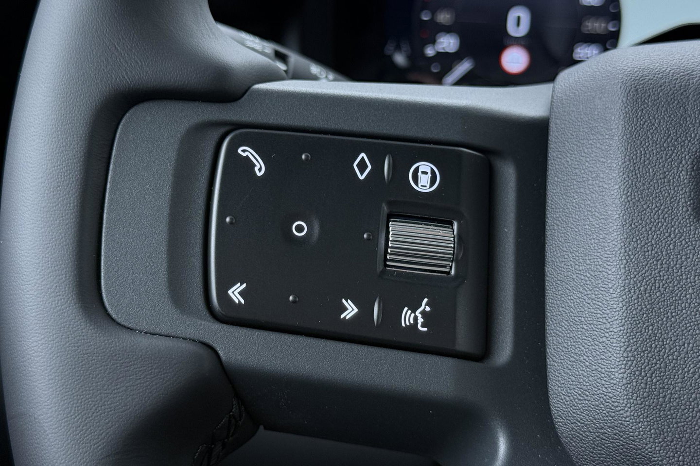 Land Rover Defender 2.0 P300e 110 X-Dynamic HSE | 6-Persoons | Meridian Surround | ClearSight | Panoramadak | Trekhaak | Stoelventilatie