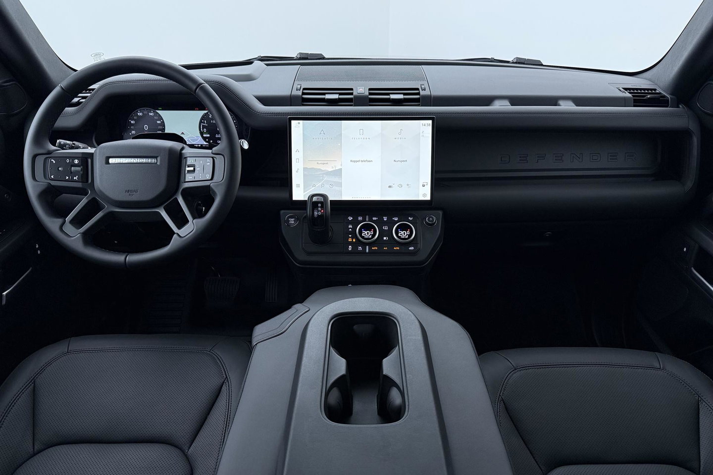 Land Rover Defender 2.0 P300e 110 X-Dynamic HSE | 6-Persoons | Meridian Surround | ClearSight | Panoramadak | Trekhaak | Stoelventilatie